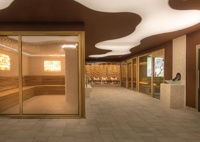 King Maron Beach Hotel&Spa