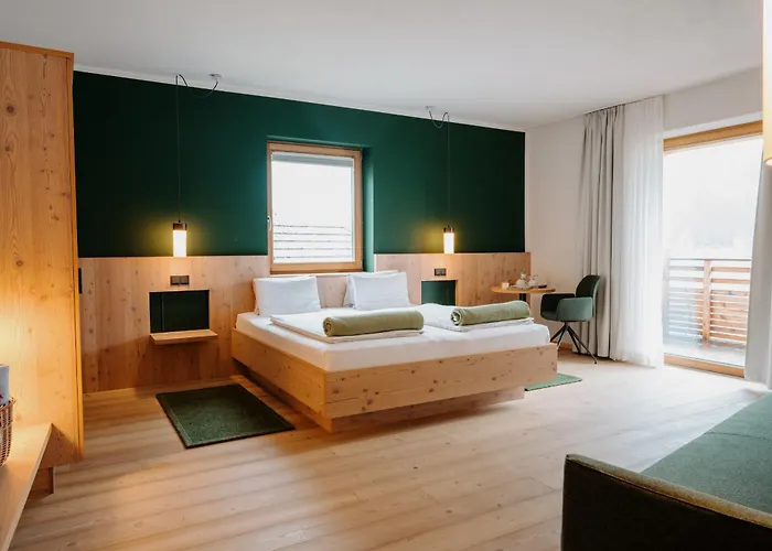 Hotel Neusacherhof