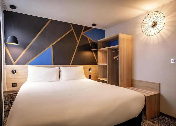 Ibis Styles Valenciennes Petite Foret