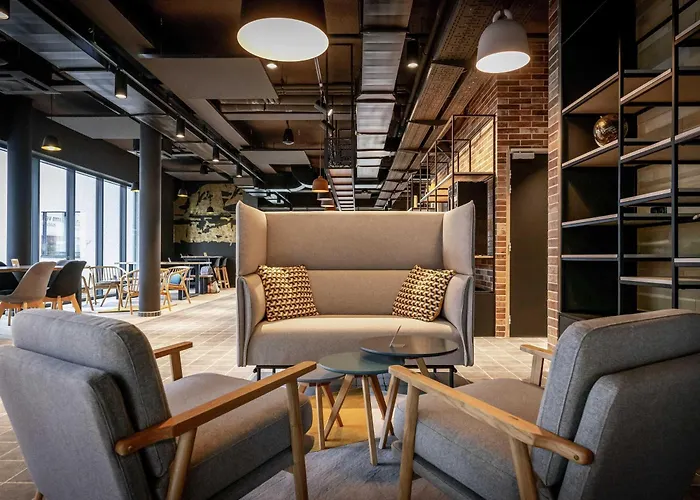Ibis Styles Valenciennes Petite Foret