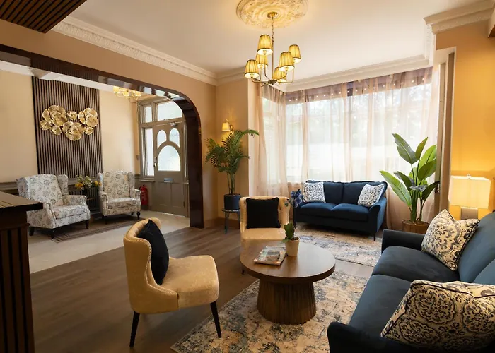 Heathrow Slough Hotel & Suites