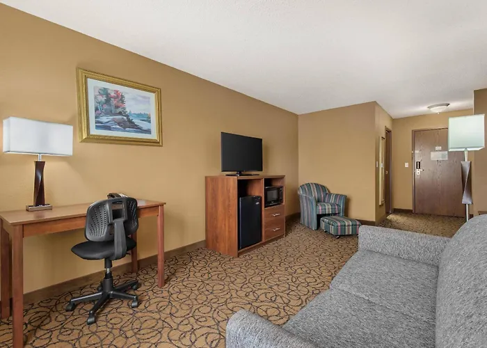 Quality Inn & Suites Manistique
