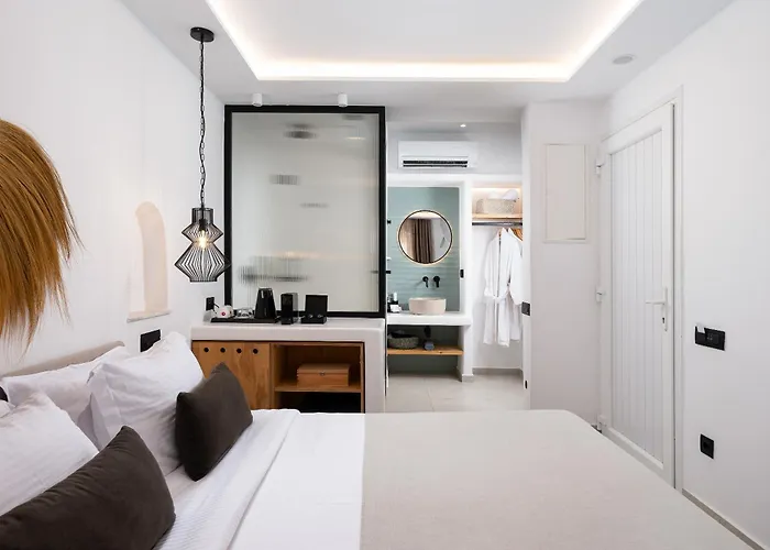 Oliving Mykonos Luxury Suites