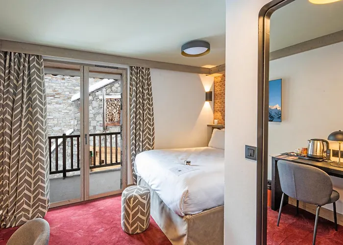 Hotel L'Aigle Du Montana By Les Etincelles