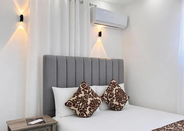 Hotel Reloj