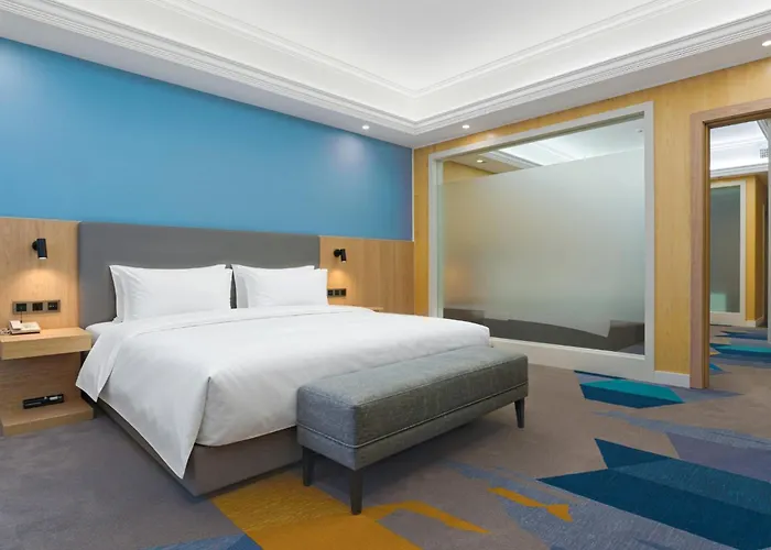 Holiday Inn Express Chengdu Tianfu Square By Ihg