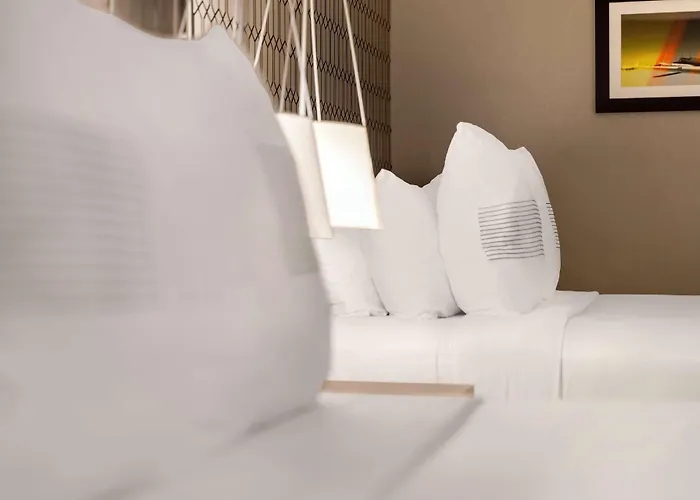 Glo Hotel Asheville-Blue Ridge Parkway