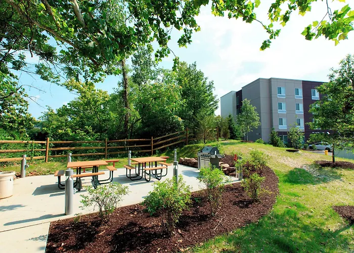 Fairfield Inn & Suites By Marriott Philadelphia Valley Forge/Great Valley