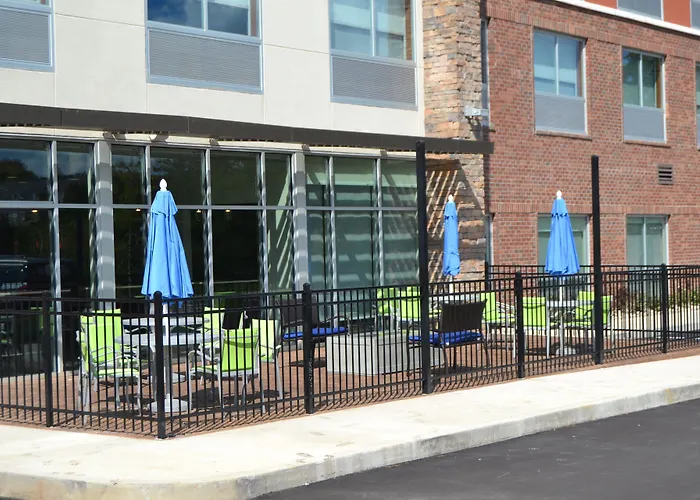 Holiday Inn Express & Suites Goodlettsville N - Nashville By Ihg