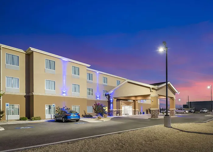 Quality Inn & Suites Carlsbad Caverns Area