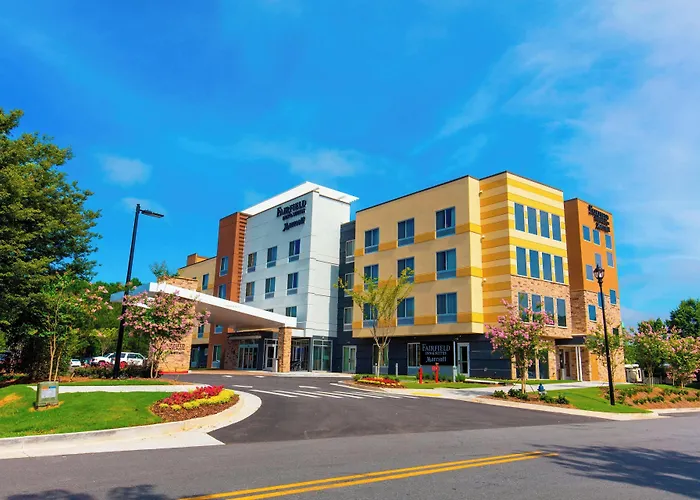 Fairfield Inn & Suites By Marriott Atlanta Woodstock