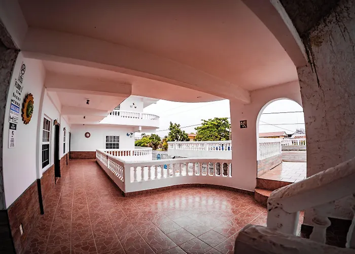 Las Palmas Hotel