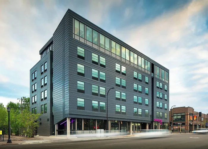 Moxy Minneapolis Uptown