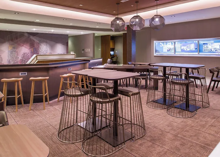 Springhill Suites By Marriott Greensboro Airport