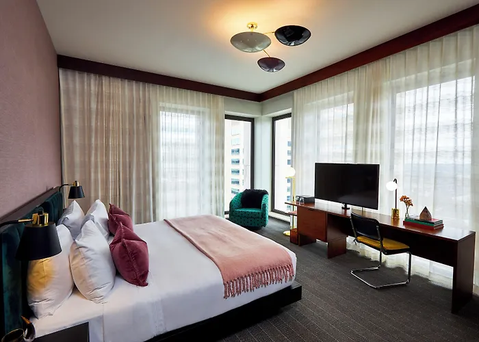 Fairlane Hotel Nashville