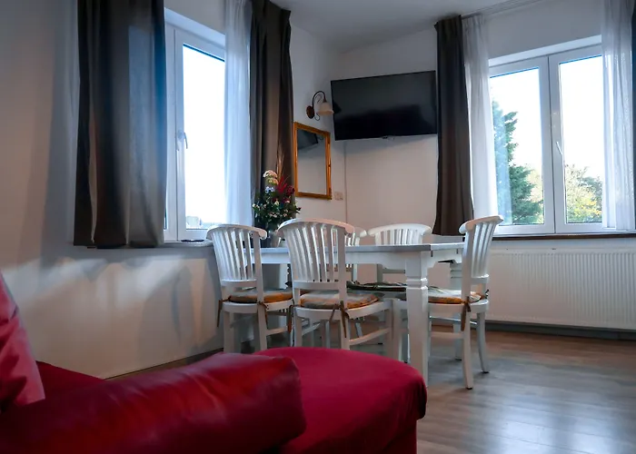 Hotel / Pension Villa Tanahlot Zandvoort