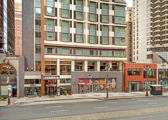 Cambria Hotel Philadelphia Downtown - Center City
