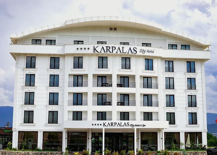 Karpalas City Hotel & Spa
