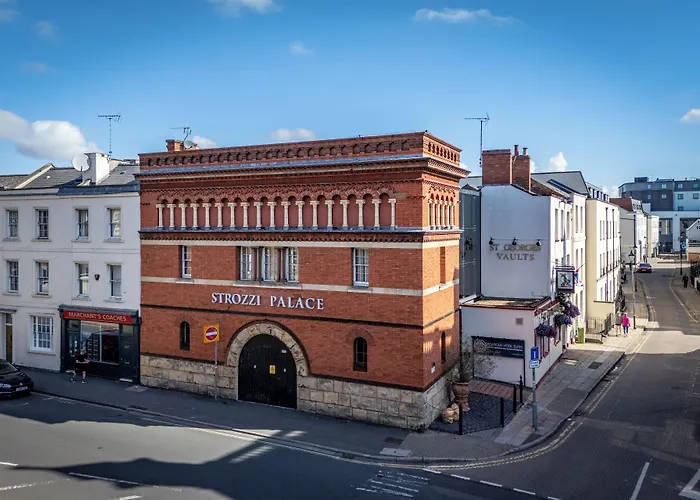 Strozzi Palace Suites By Mansley