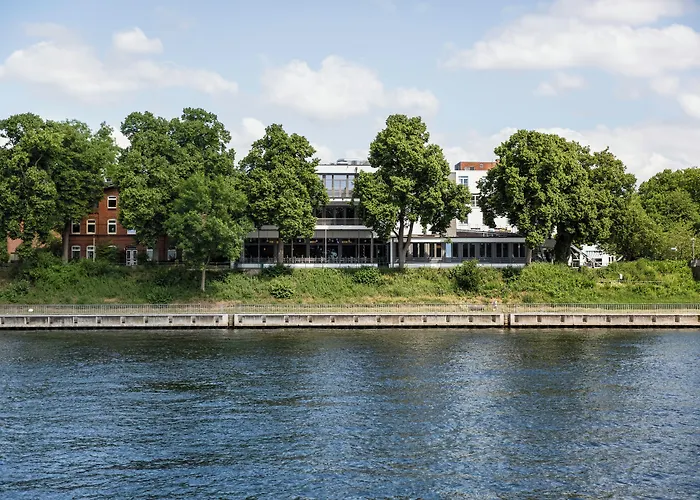 Conventgarten Waterfront - Kiel Canal Rendsburg