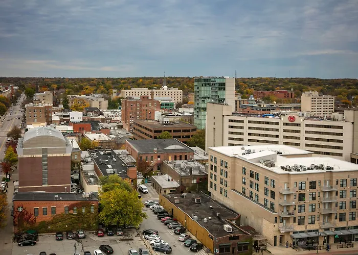 Hilton Garden Inn Iowa City Downtown University