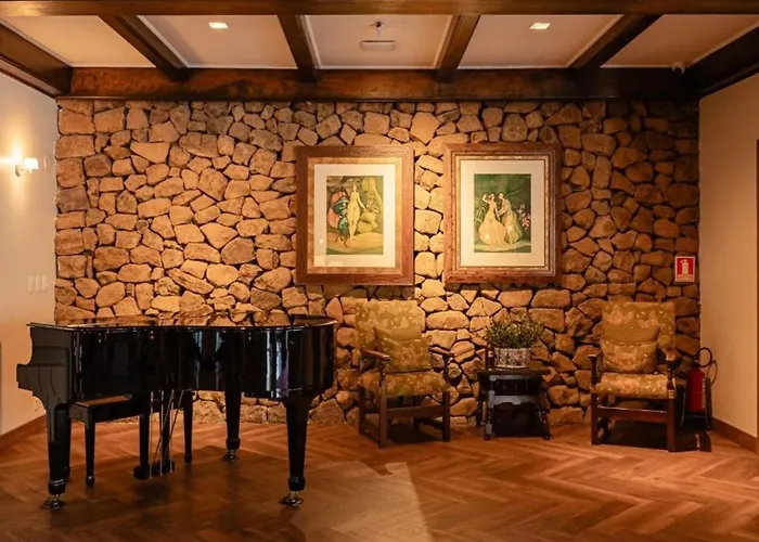Serrazul Hotel