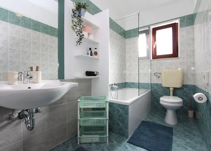 Rooms And Apartment Matosevic