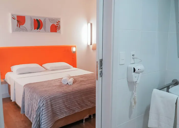 Hus Hotel Maringá