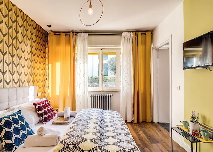 Aweshomeitaly - Vintage Rooms Pisa