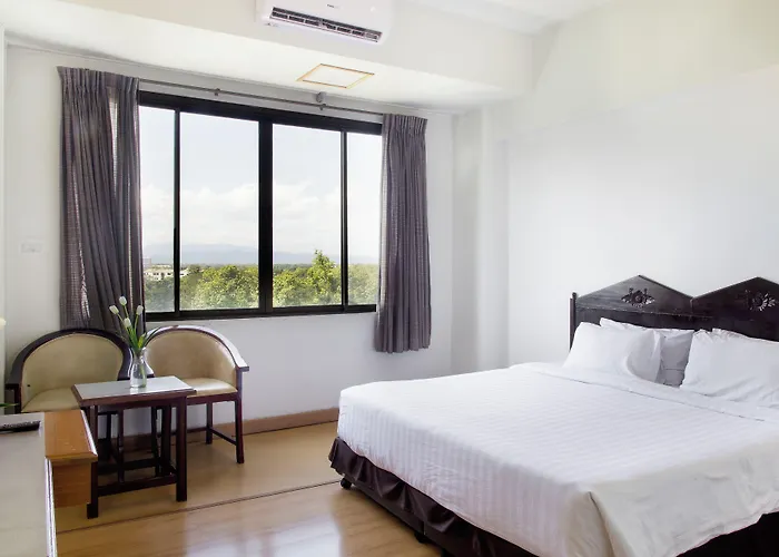 Phrae Nakara Hotel