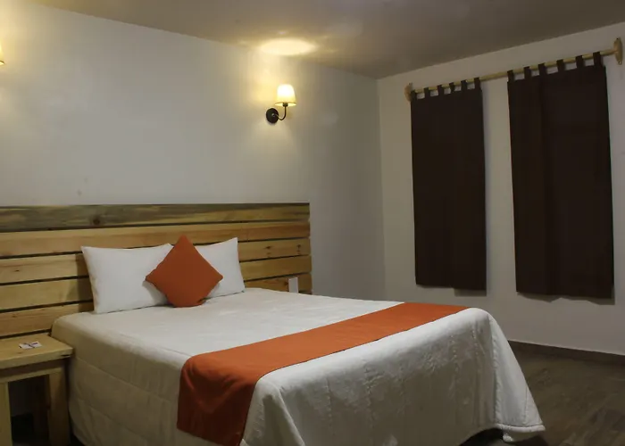 Hotel Palace Inn Sclc