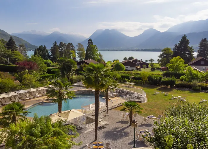 Hôtel Les Grillons Talloires
