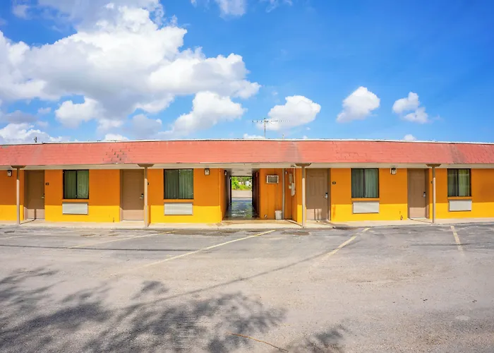 Budget Inn