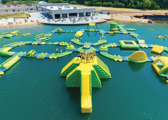 Natura Vue Resort & Boathouse Wisconsin Dells