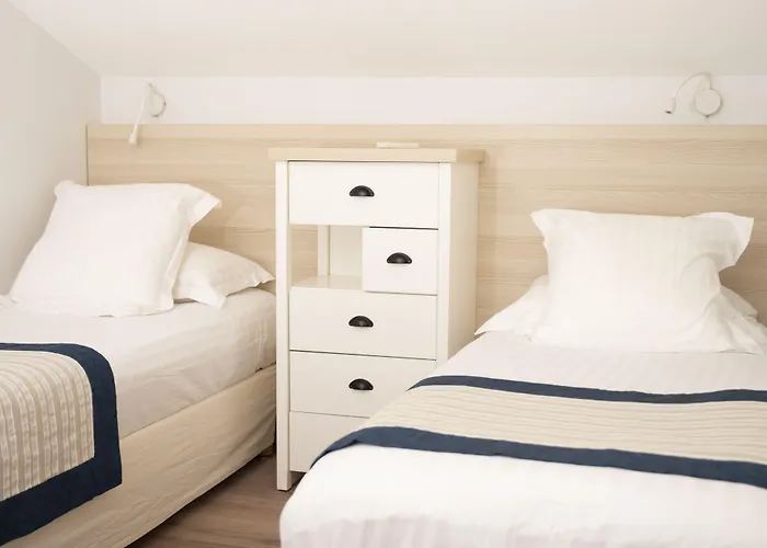 Appart'hôtel A Deux Pas de l'Eau La Ciotat