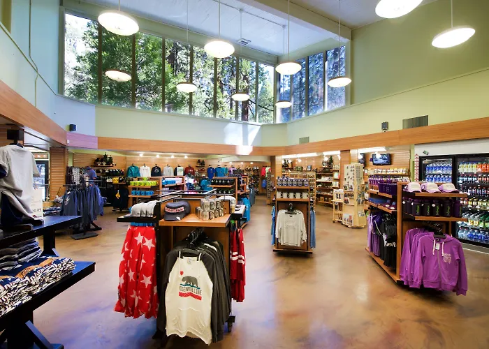 Yosemite Valley Lodge
