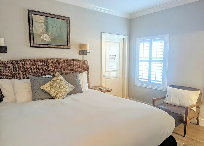 Capitola Hotel