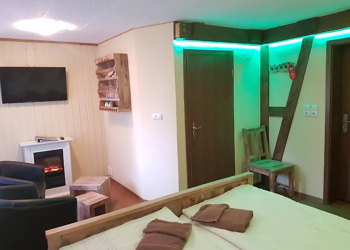 Pension zum Holzpantoffelmacher&Schauhandwerkspension Burg 