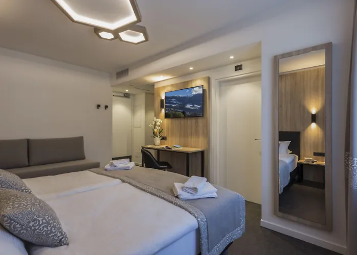 Tourist Hotel Bressanone