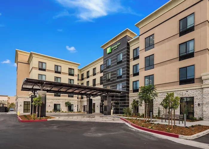 Holiday Inn & Suites Silicon Valley - Milpitas By Ihg