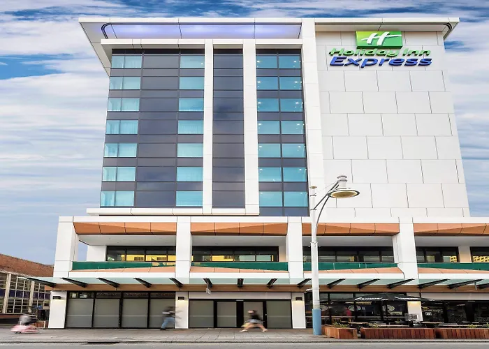 Holiday Inn Express Adelaide City Centre By Ihg