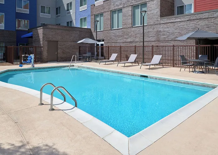 Fairfield Inn & Suites By Marriott Charlotte Airport