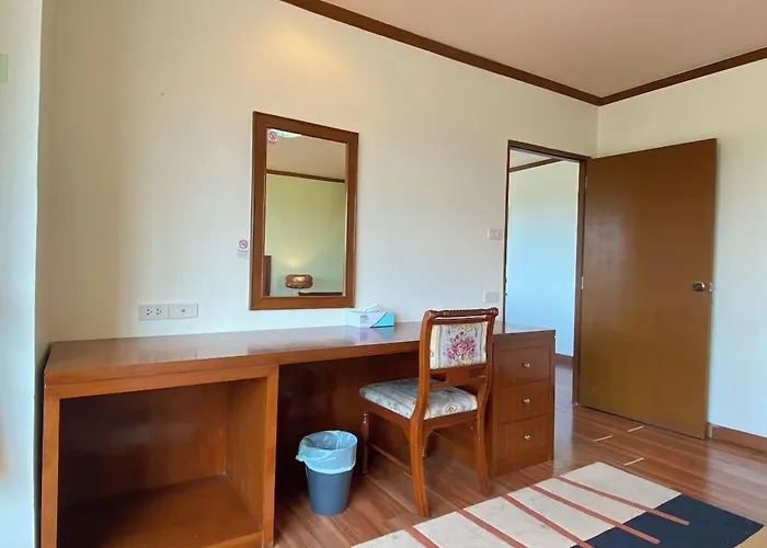 Thipurai Beach Hotel