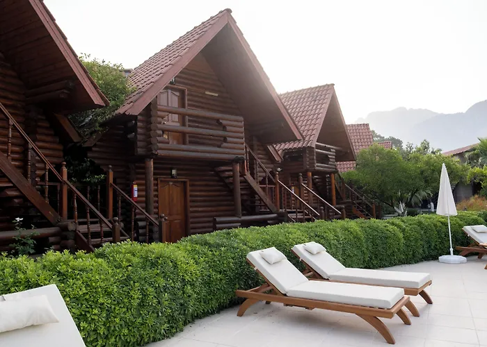 Woodline Hotel
