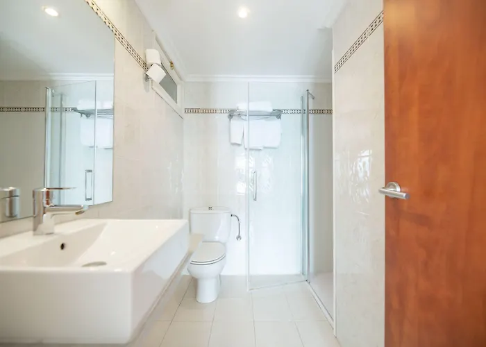 Hotel Risech Roses