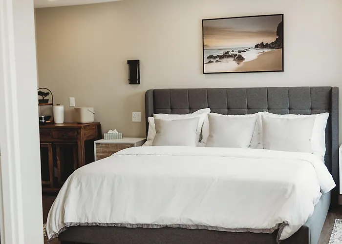 Riverside Suites