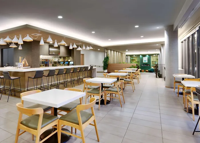 Hyatt House Portland / Downtown Hotel