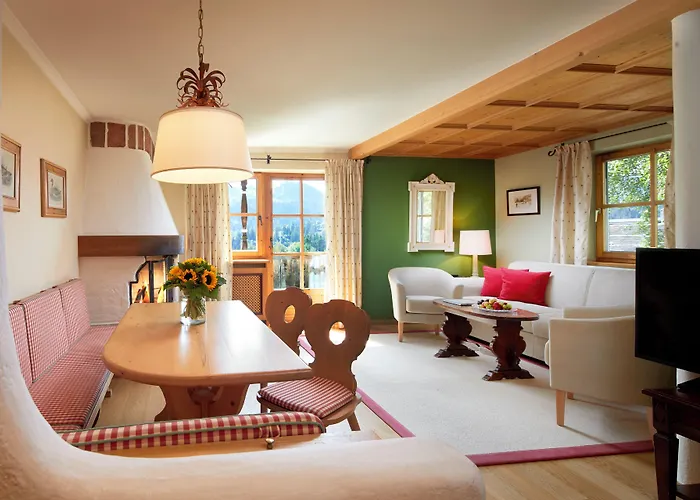 Landsitz Römerhof - Hotel Apartments Kitzbühel