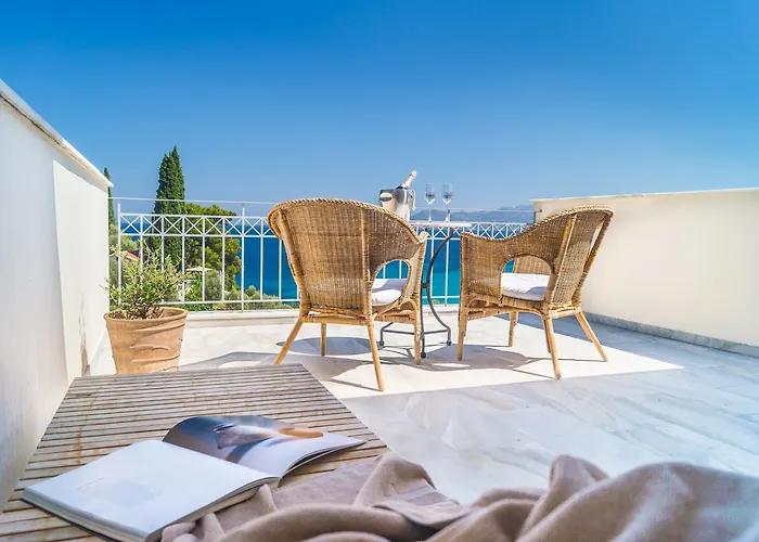 Armonia Bay Hotel