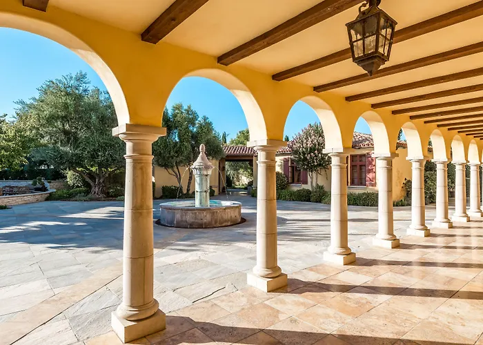 Calipaso Winery & Villa Paso Robles